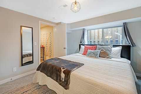 Attractive and Affordable Suite in Alberta Arts