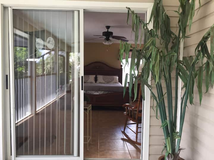 从拉奈（ Lanai ）可欣赏主卧景观