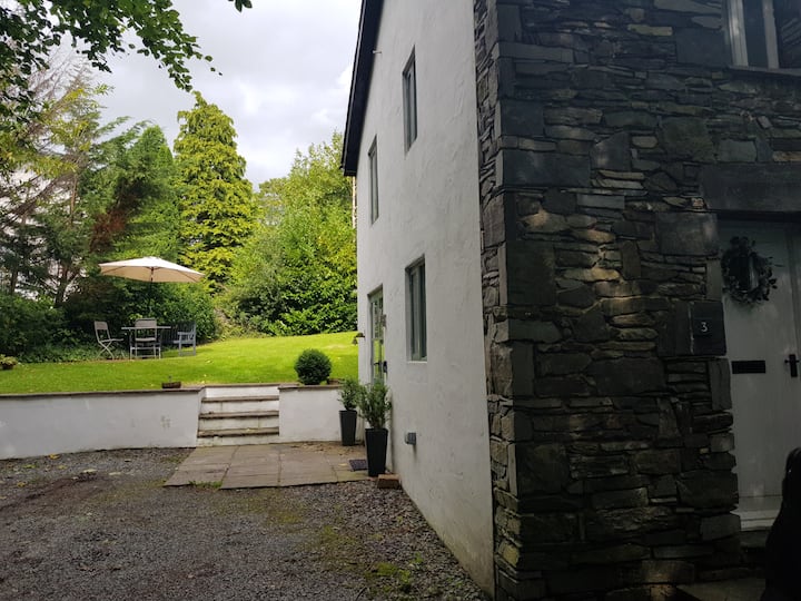 lovely cottage bownesswindermere (self catering) Cottages for Rent