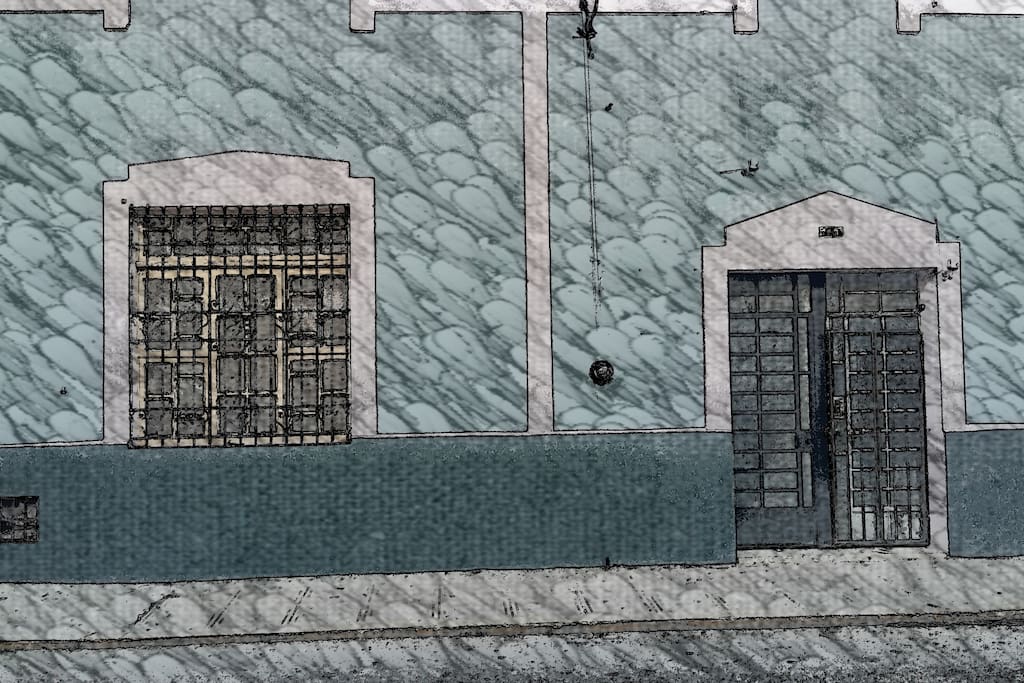Typical House in down town, excellent situation and near of all atractions.
