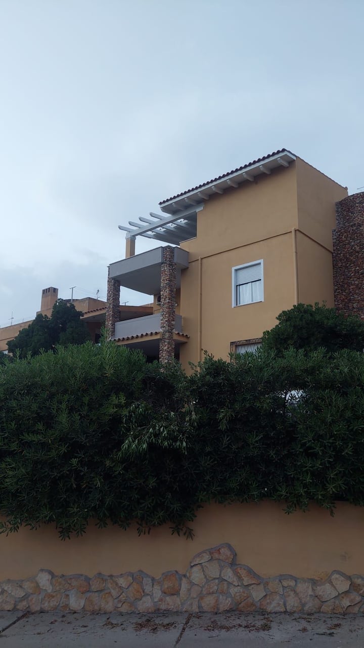 Villasimius Five bedrooms, three bathrooms, two kitchens Vacation