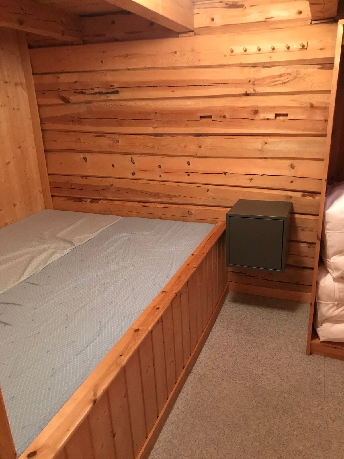 საძინებელი 2