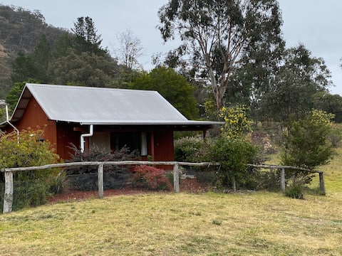 Pantoney's Cabin at Longridge in Capertee Valley