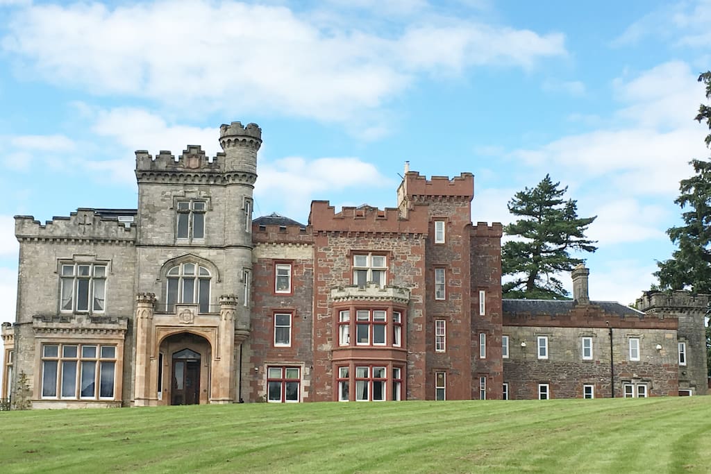 Carbeth House, Killearn Apartments for Rent in Killearn, Scotland