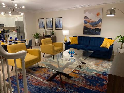 Mid-Century Modern Old Town Portsmouth 3bd/2.5 bth