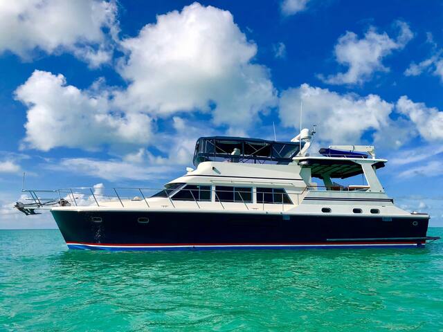 Live-Laugh-Love 
In Islamorada