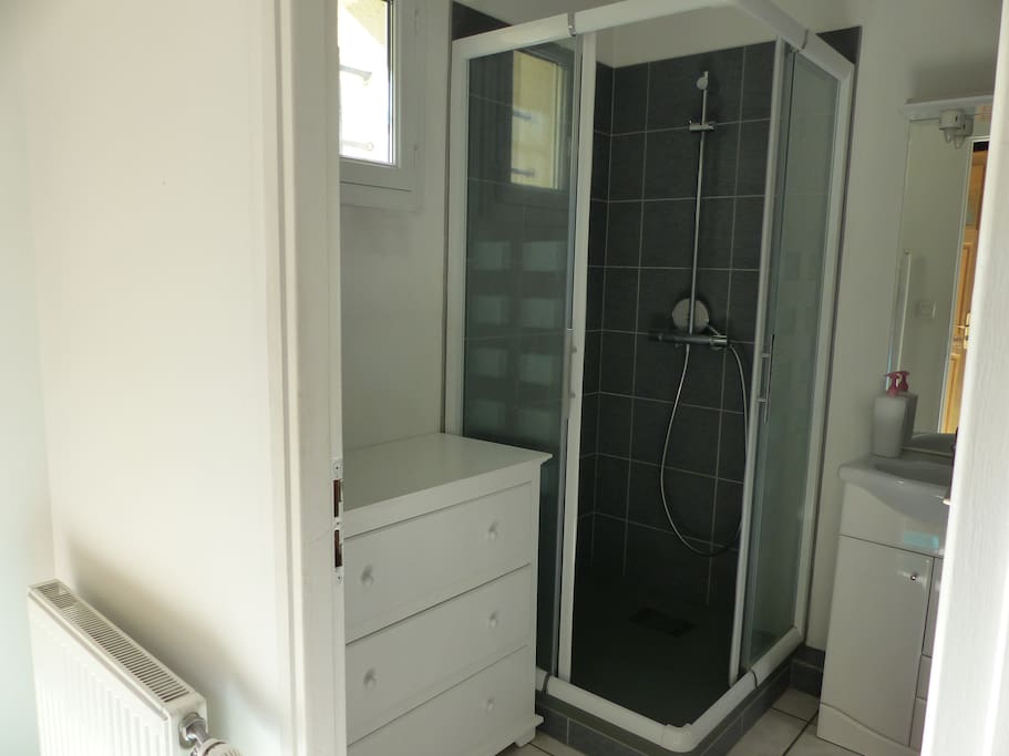 salle de douche privative