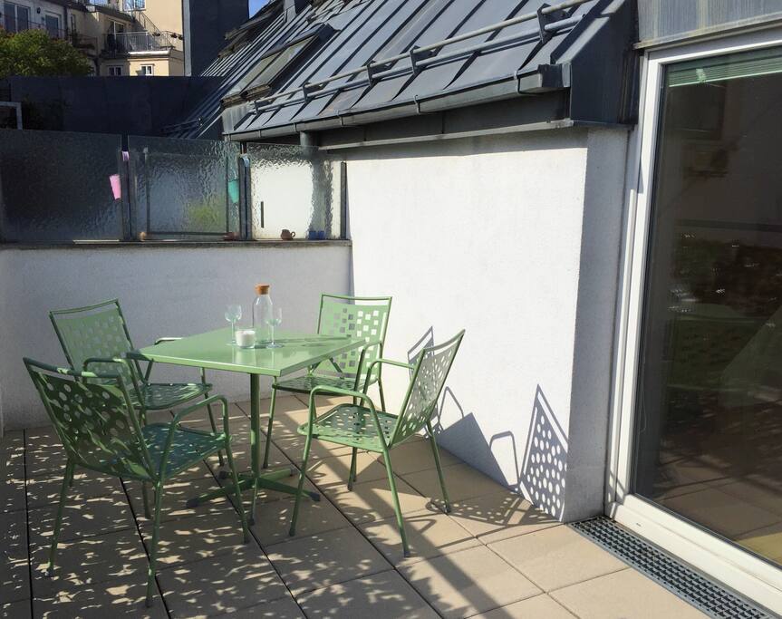 Lovely south facing terrace onto the quiet courtyard
