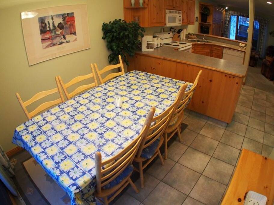 SC20Diningarea