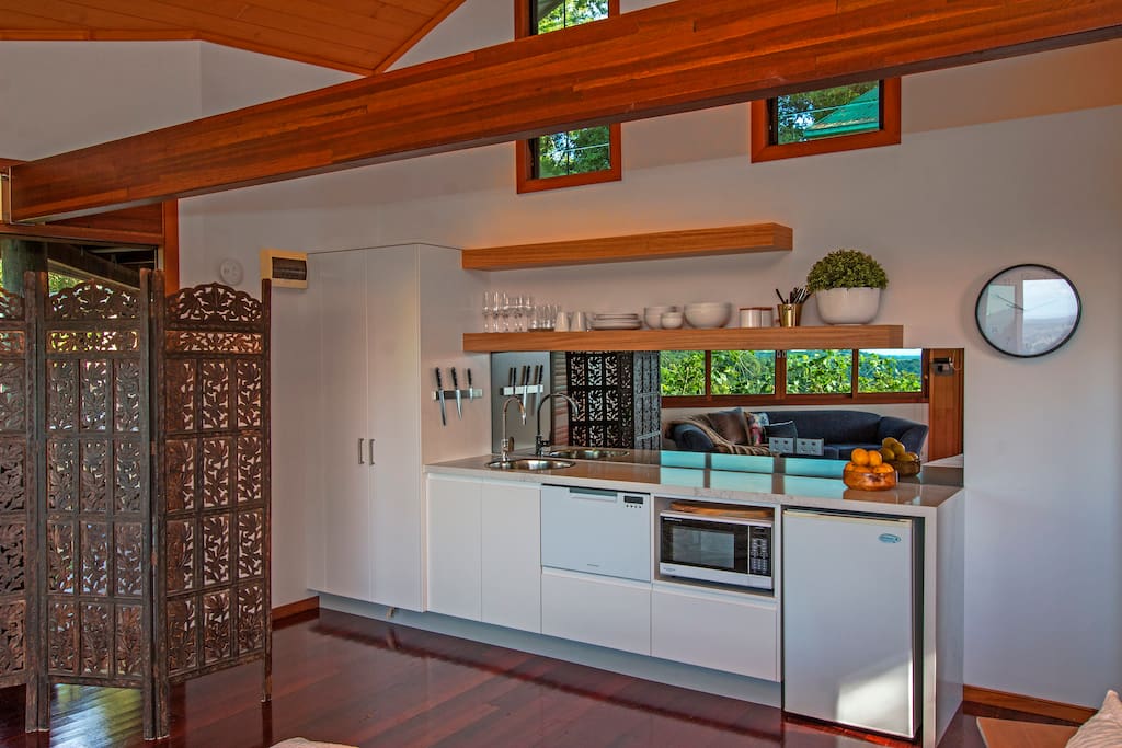 Well equipped kitchenette
