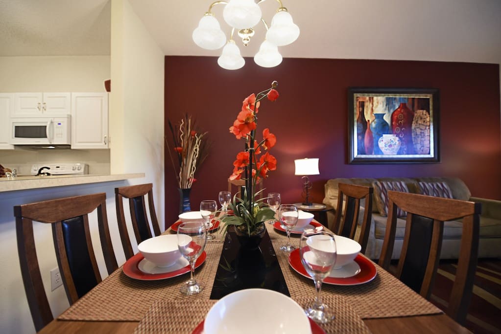 DiningRoom