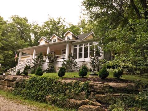 Bourbon Estate™ at Meadow Creek