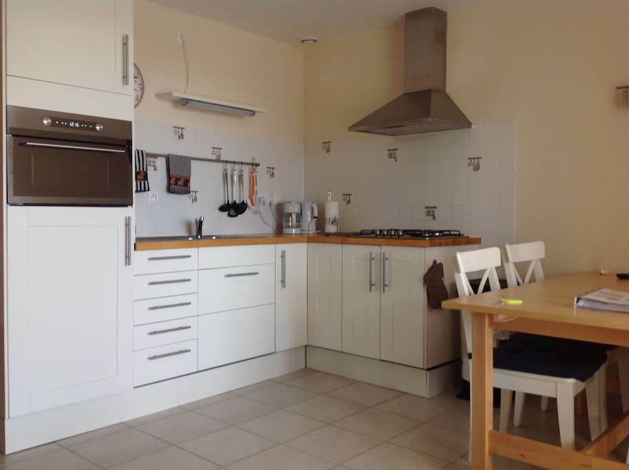 Keuken/cuisine/ kitchen l'Hirondelle