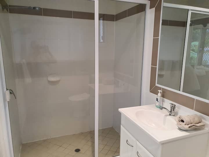 Top 6 Airbnb Vacation Rentals In Cooloola Cove, Australia Updated