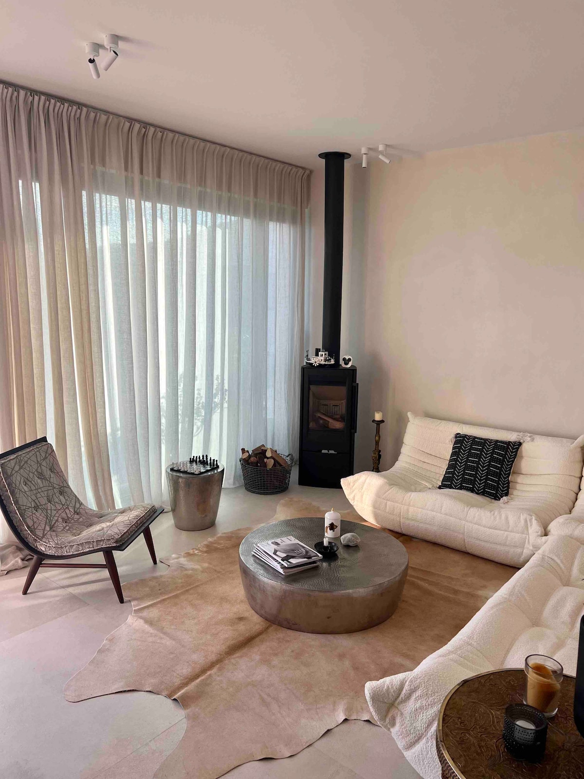 Listing 824555653565649722