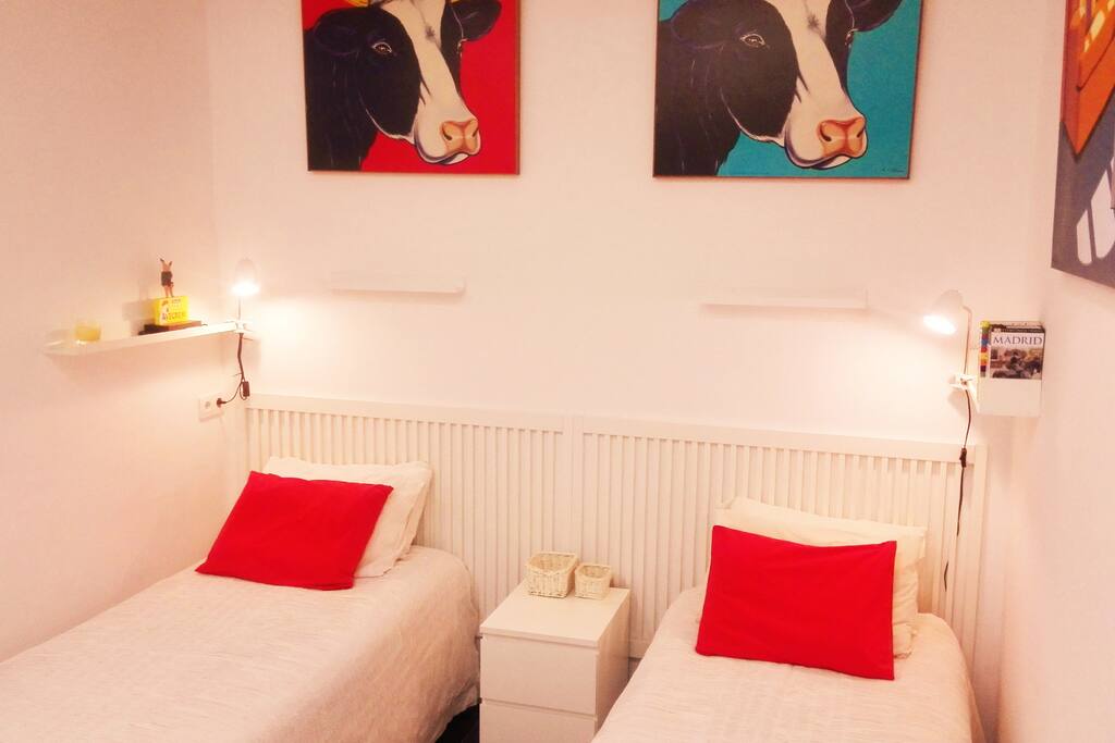 Habitacion 2 /Room 2
-----------------
hasta 2 personas/Up to 2 people