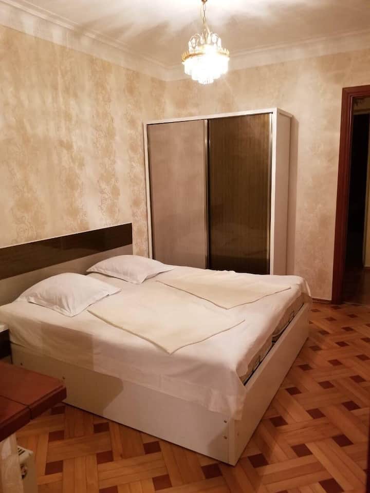 საძინებელი 4