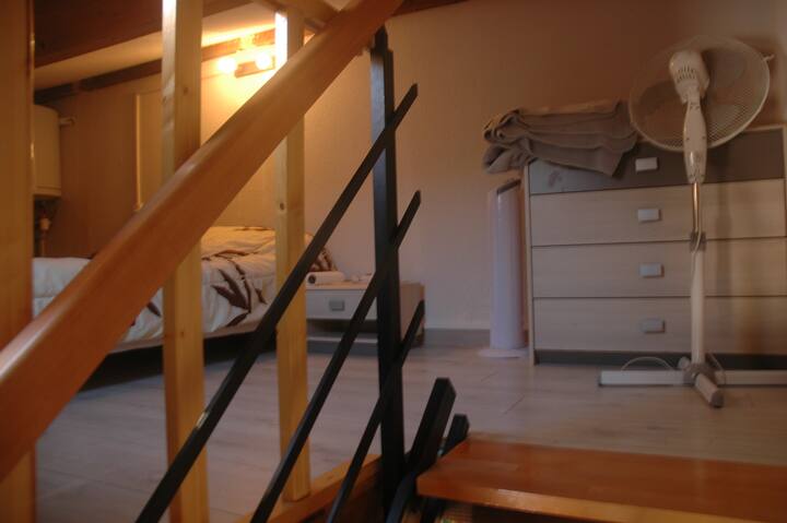 Ufikiaji wa chumba cha kulala cha mezanine