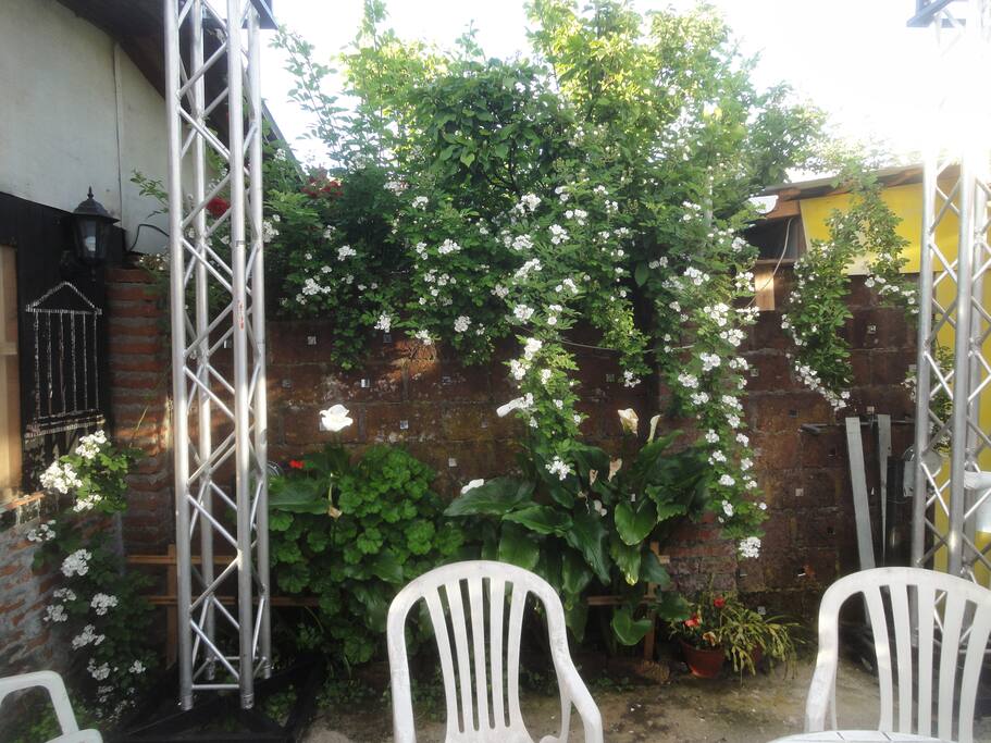 Patio Interior y para fumadores.