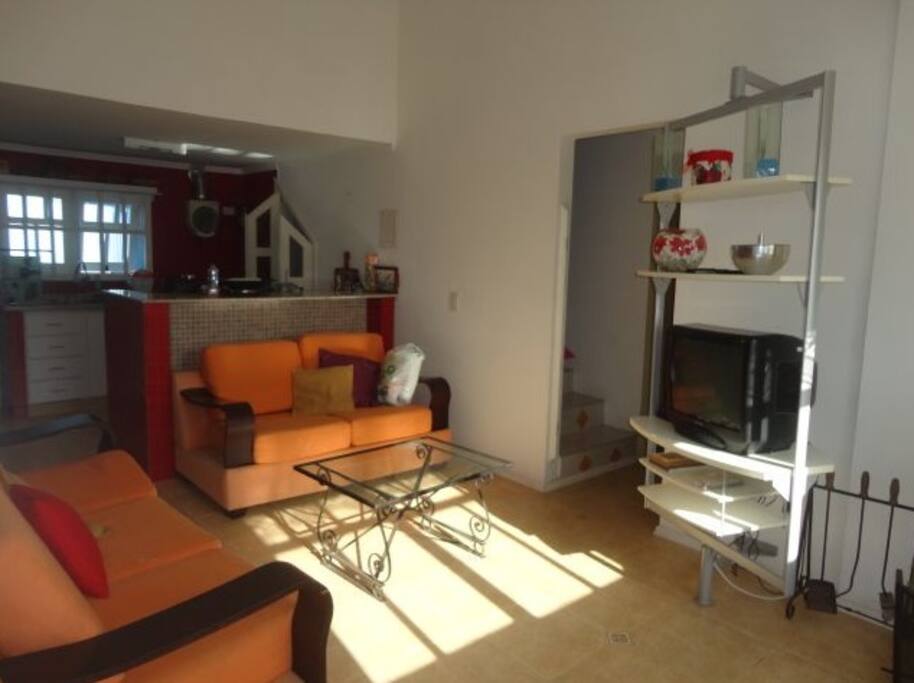 Sala de Estar 1 e Cozinha