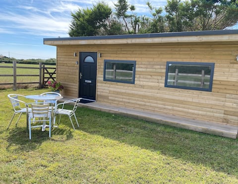 Peaceful Countryside Lodge,
in Cornwall