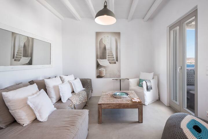 Stylish Naousa home with Sea View Asimi House gallery image 5