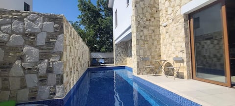 Olive Garden's Paradise Villa
With private pool.