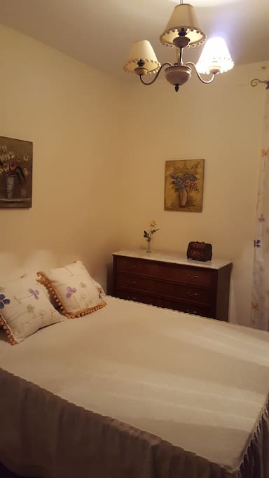 habitación cama de matrimonio
