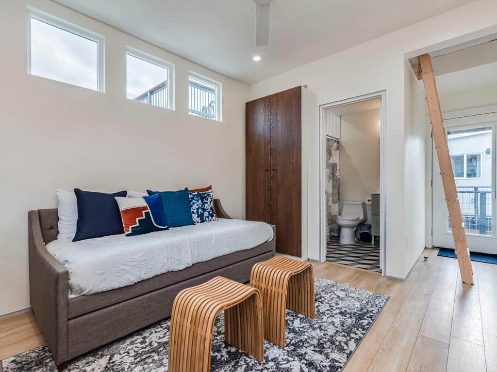 Prime Austin Location Downtown Staycation
