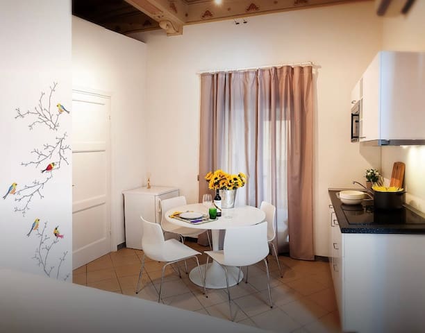 Burlamacchi 9 - Guest House