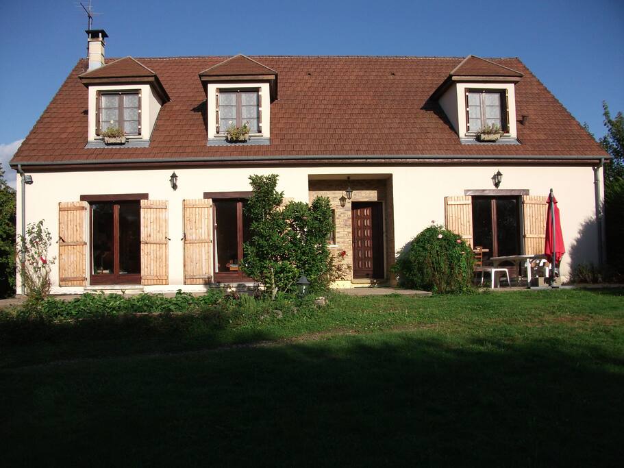 Maison située sur une hauteur
