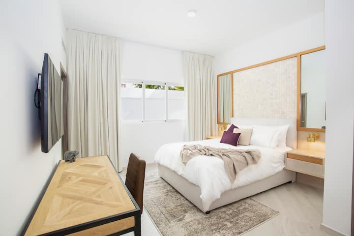 2nd Bedroom, Working desk, walking closet & private Bathroom