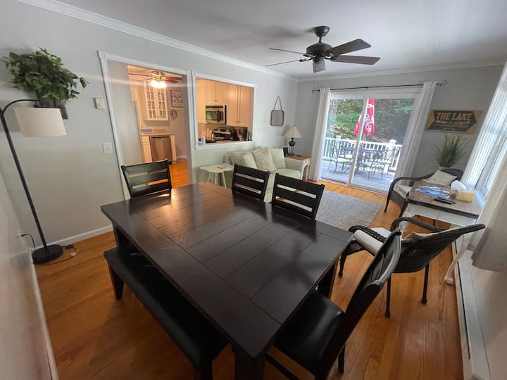 The Lake House - 500 Ft. From Lake Wallenpaupack - Promised Land State Park, Greentown