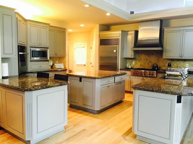 Modern French Country Style Home gallery image 5