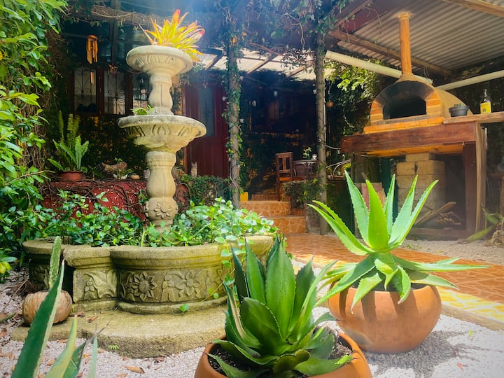 Casa Xicu, a quiet retreat in the heart of town Houses for Rent in