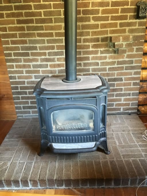 livingroom fireplace