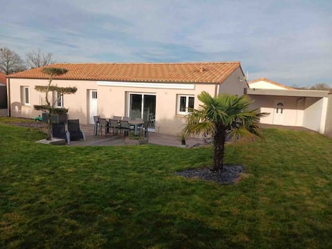 Spacious house 25 minutes from Les Sables d'Olonne