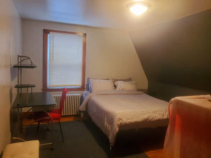 غرفة النوم 1