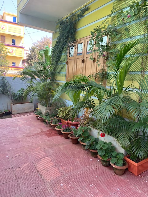 Pre marriage / thread ceremony rooms and backyard