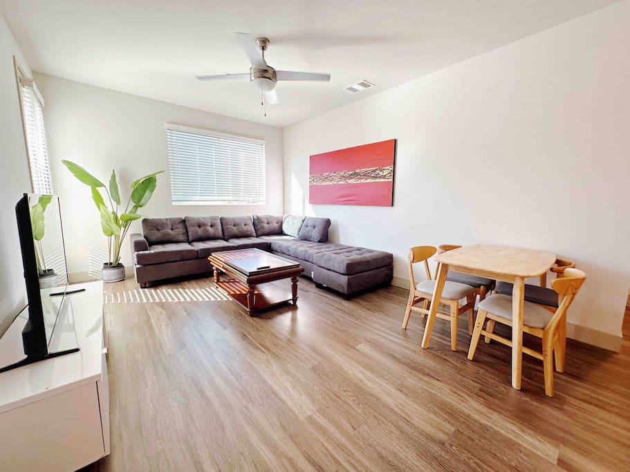 2BR ｜Irvine Tustin Legacy｜2b2b roofpool APT gym