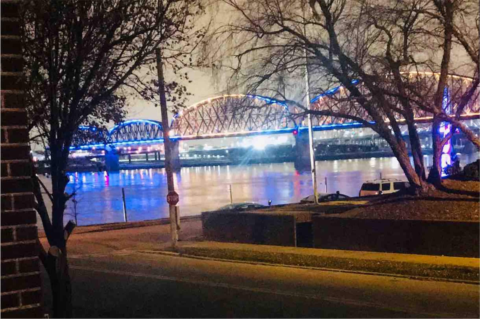 Louisville, Ohio River & walking bridge views