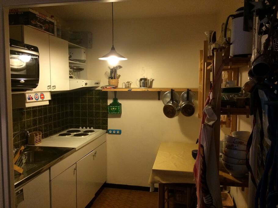 Vraie cuisine équipée spacieuse