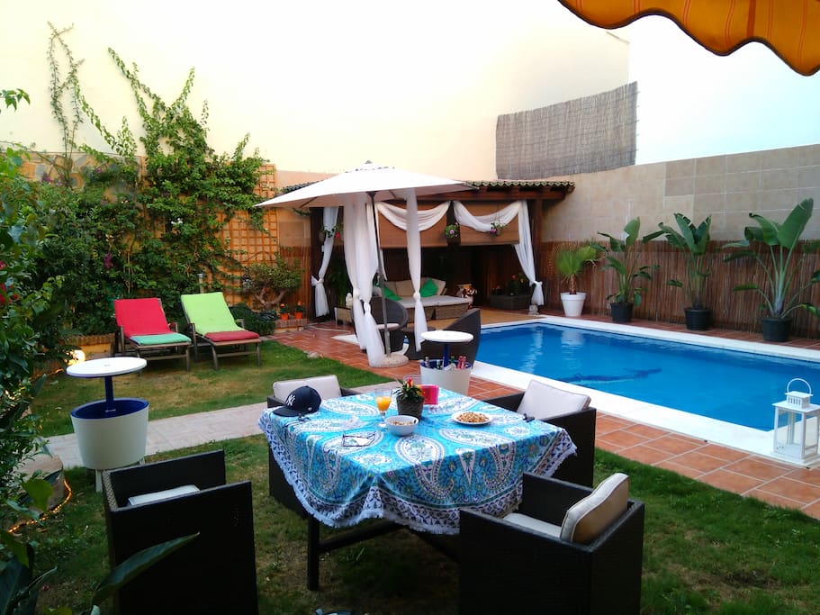 Event with Pool & Chillout