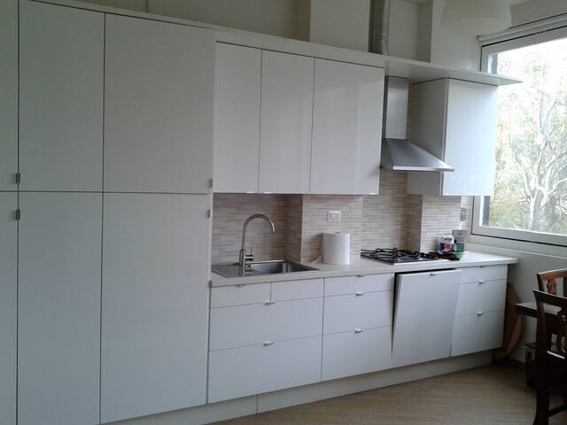 EUR IFO Mostacciano trilocale