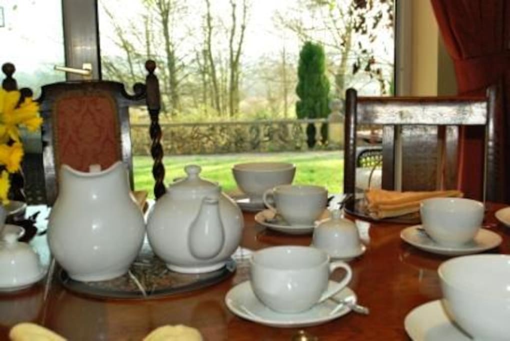 Farmhouse Kitchen Breakfast