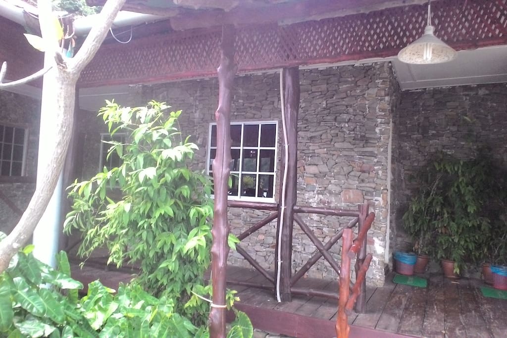 Cozy Cabin JB03