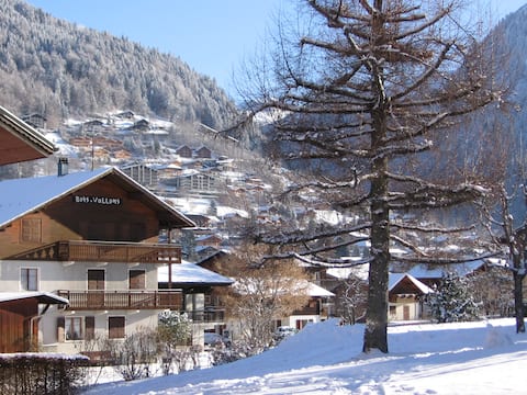 Successful Airbnb property: Beautiful apartment of 52 m² for 8 in the heart of Morzine in Morzine