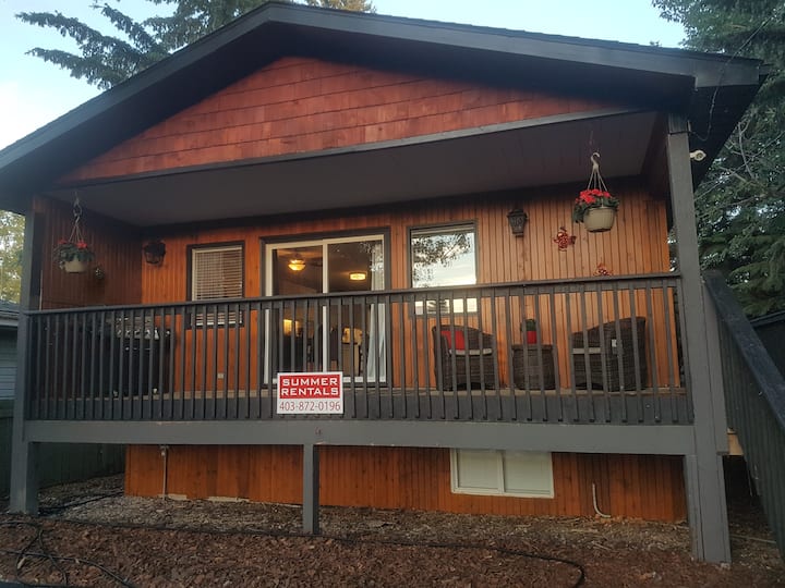 Sylvan Lake Vacation Rentals & Homes Alberta, Canada Airbnb