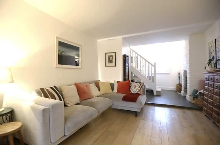 Ossory Is A Modern And Cool One Bedroom Cottage.x - County Meath