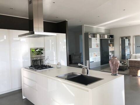 Casa Carla La Suite, overlooking the Bolognese hills